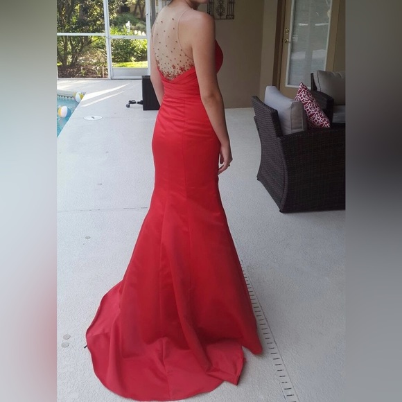 Prom/Pageant Dress - Picture 3 of 9